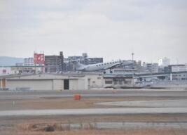 美军在福冈机场的燃料管道可能会增加日本的净化费用