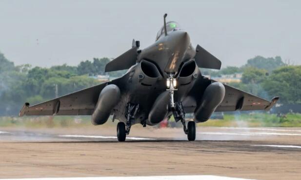 法国的F4达索阵风能否在欧洲击败F-35