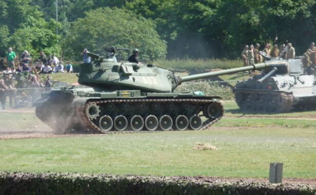 认识克莱斯勒的大型M103重型战车