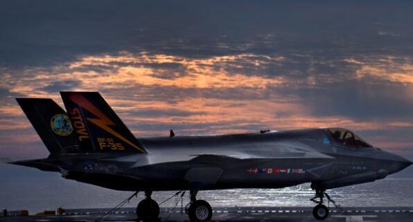 详细了解美国空军的新型F-15EX战斗机