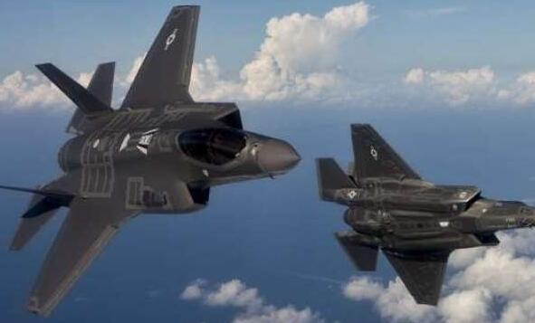 波兰将于2026年1月开始接受美国制造的F-35战斗机