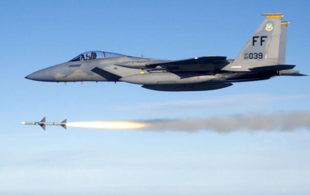 F-15EX战斗机可以携带多少武器