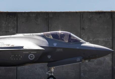 F-35A闪电II战斗机将于6月4日早些时候在威廉敦皇家空军基地着陆