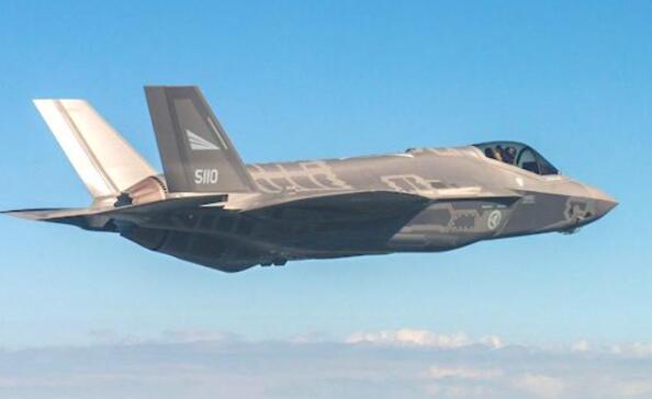 美国州长敦促拜登制造更多F-35喷气式战斗机