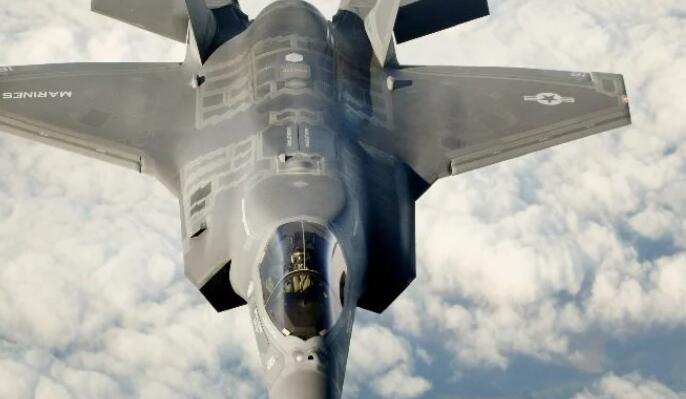 F-35隐形战斗机很快就会从远程攻击