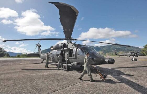 菲律宾空军S-70i直升机在卡帕斯坠毁 机上6人死亡