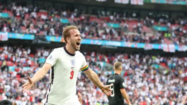 英格兰队以2-0击败德国队晋级2020欧洲杯八强