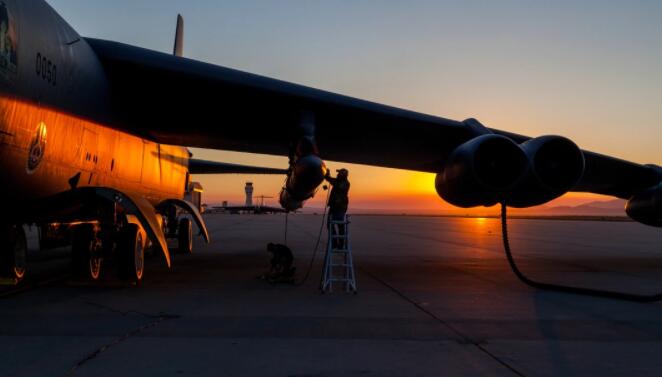 在最近一次飞行试验失败后美国空军希望保持第一枚高超音速导弹的生产轨道