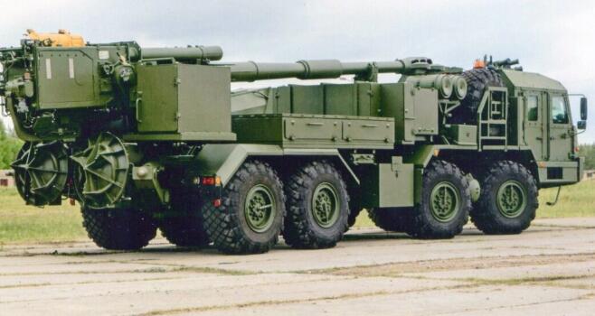 俄罗斯开始测试其新型移动式152毫米榴弹炮