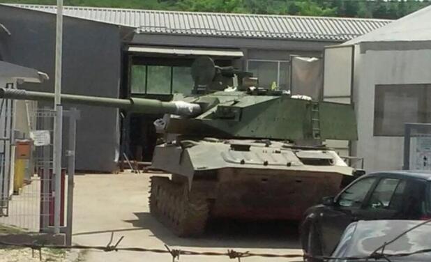 塞尔维亚发现神秘轻型坦克