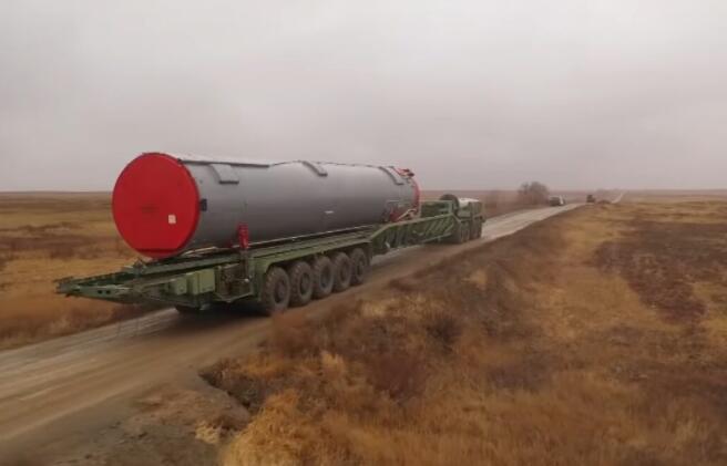俄罗斯将新的Avangard核助推滑翔车部署到战斗任务中