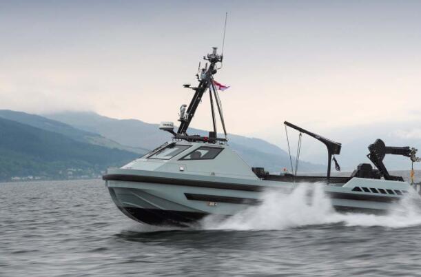 Hebe是皇家海军最新的高科技自主船 可以追捕水雷