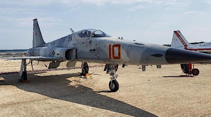 海军努力保持F-5N侵略者飞机的相关性 开始测试升级