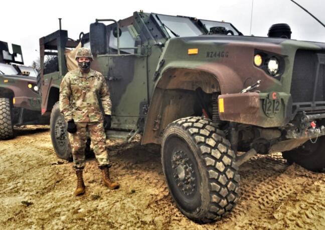 美国陆军向奥什科什国防公司授予2738辆JLTV合同