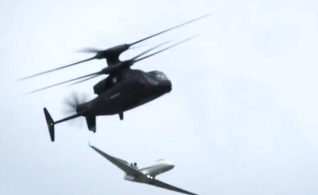 Defiant X直升机和飞机在惊人的视频中编队飞行