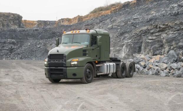 麦克国防将在美国联邦检察官协会展示其60吨运输卡车