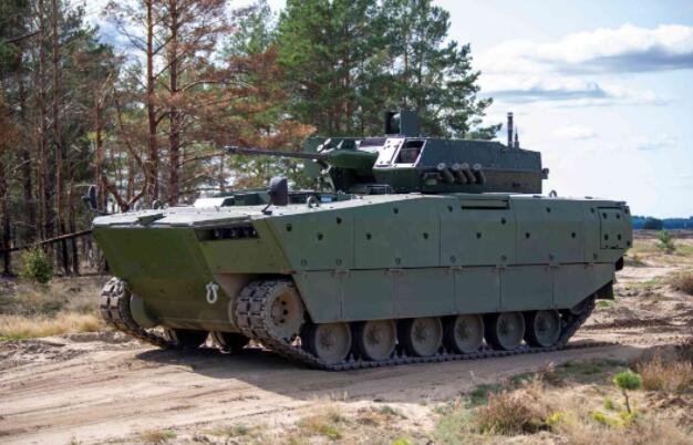 波兰测试下一代战车