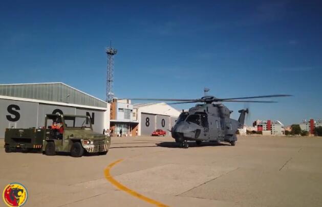 西班牙空军接收第一架NH90 SAR直升机