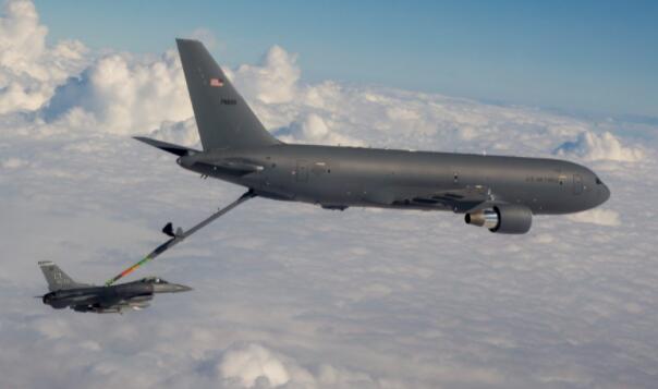 KC-46A加油机获准为另外五架飞机加油