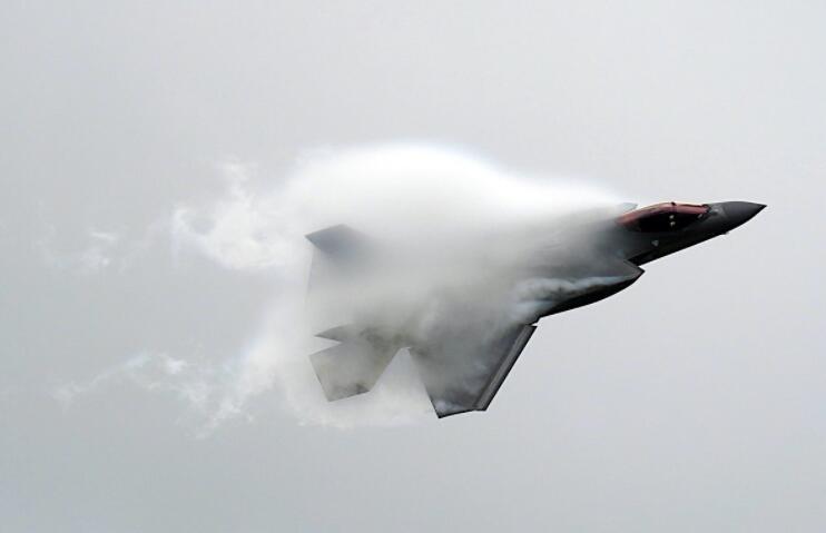 F-35闪电舰队迅速追赶F-16 零部件交付加快步伐