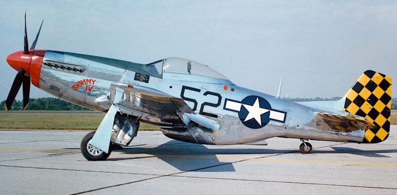 P-51野马将在美国空军的第一次传统飞行中轰动超级碗