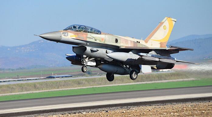 用于F-15与F-16的GPS独立SPICE武器系统将在美国上市