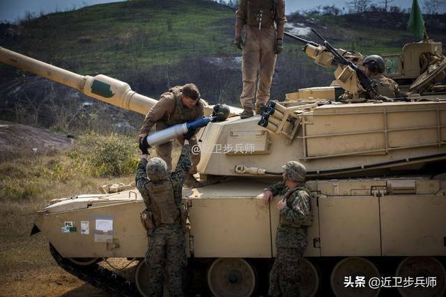 武装部队是干嘛的_在部队当兵都在干嘛_武装突袭是单机游戏吗