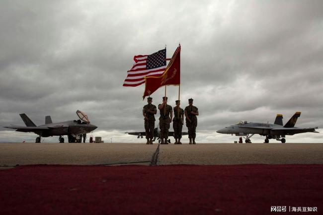 美国军事上将转向中国将其视为美国“步步紧逼”