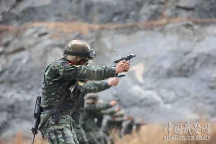 中国空军假想敌部队_北京军区空军 部队_宋时轮指挥简陋部队接连破敌