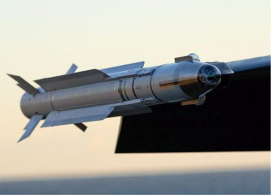 卡曼奇4导弹使用_英阿马岛战争阿根廷使用什么导弹_导弹最早使用时间