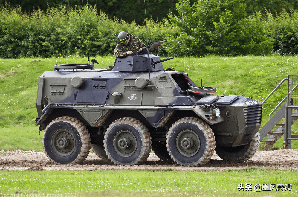 
英国拟额外采购百辆“拳击手”多用途装甲车