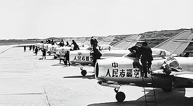 现在部队洗澡有隔间吗_现在有没有空军探照灯部队_有一女子对强拆部队说 现在钓鱼岛需要你们
