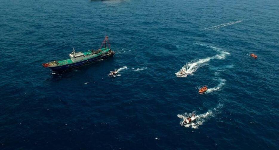中国海警撞船视频_中国海警与越南撞船_越南海警船正突围攻中国海洋石油981 仍对峙中!图