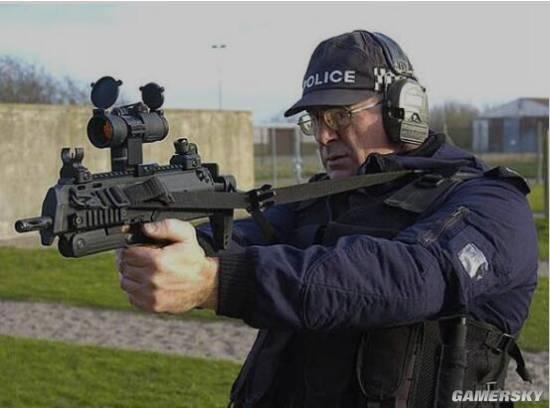 细数射击游戏中的十大著名冲锋枪：MP5经典，没有AK47？