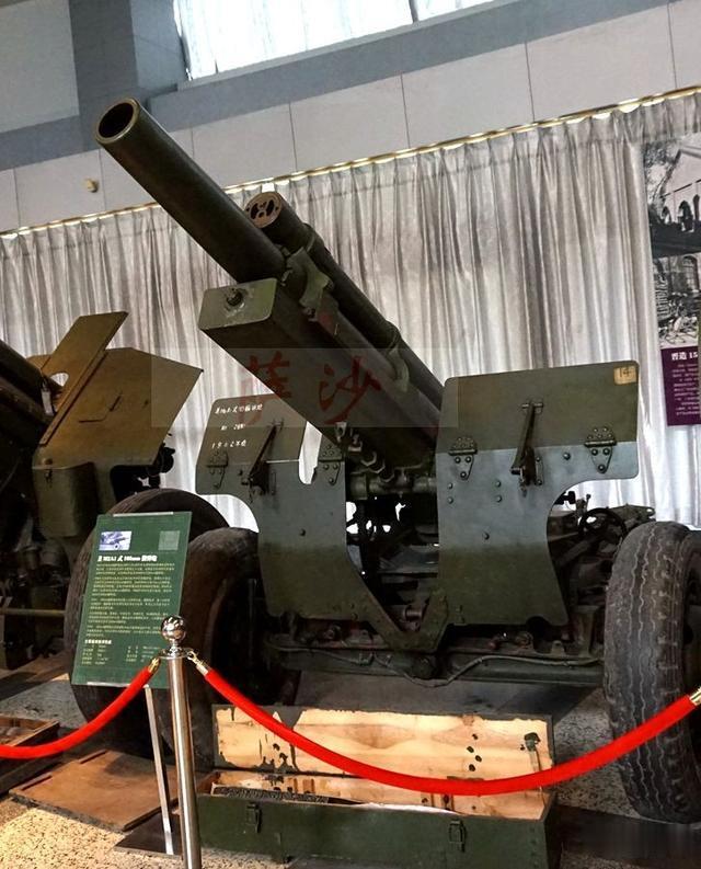 俄罗斯榴弹炮发展史_顺炮直车对横车发展01_俄罗斯2s31120毫米自行迫榴炮 图