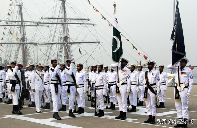 巴基斯坦核武保护中国_中国舰保护巴基斯坦海军回家_海军盐城舰城舰图片