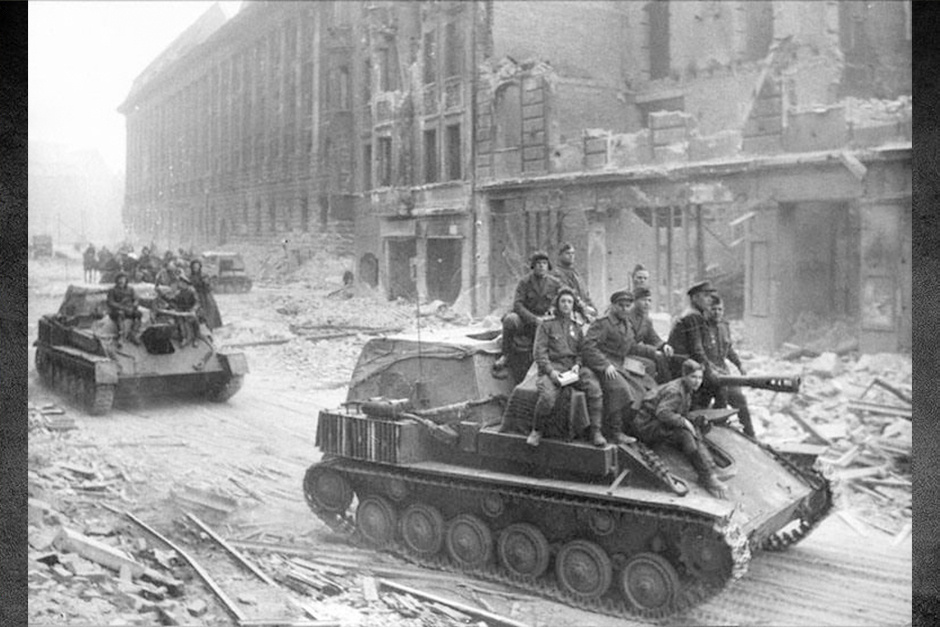1945年4月30日上午11点怒火攻心的集团军司令员