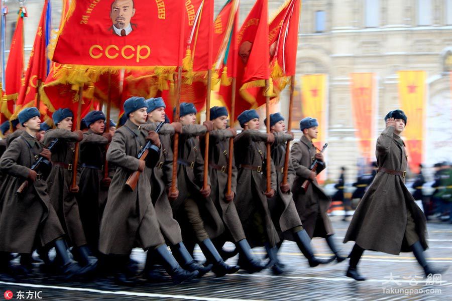红场阅兵每年都搞啊？为啥俄罗斯人那么喜欢阅兵？