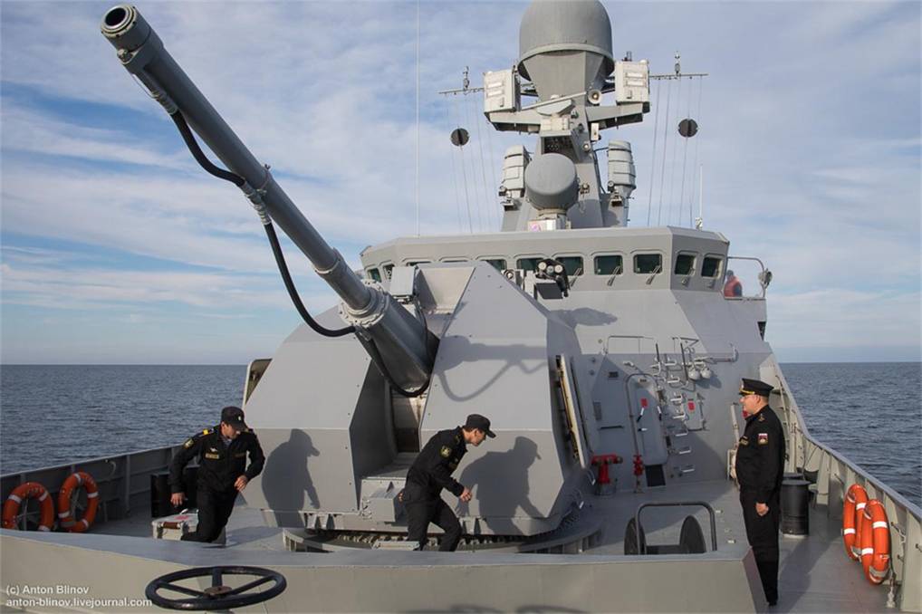 22350型护卫舰首舰戈尔什科夫元帅号_中国最新型导弹护卫舰_056型轻型护卫舰首舰蚌埠号(舷号582)