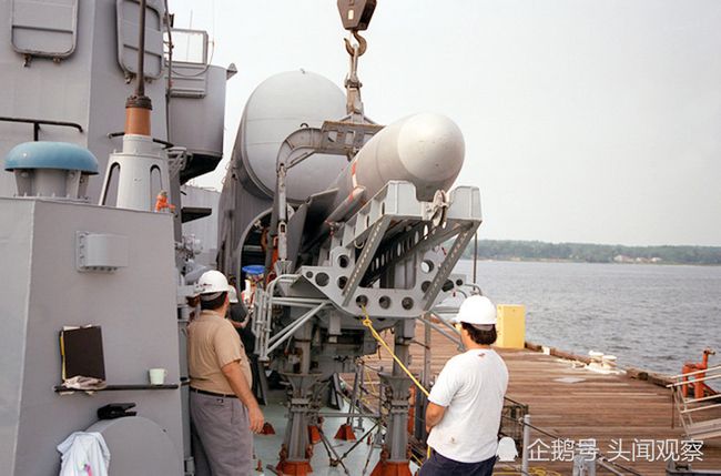 韩媒称朝鲜疑似通过潜艇发射1枚导弹_朝鲜导弹3年内可战 韩考虑部署核潜艇_萨德导弹防御系统部署地点