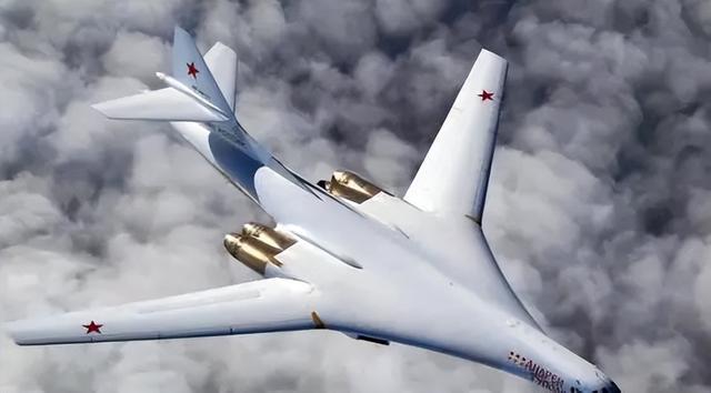 俄罗斯轰炸机有哪些_俄罗斯有五代机么_俄罗斯轰炸叙利亚