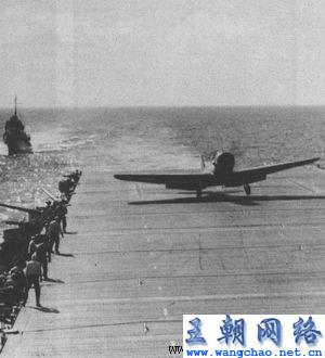 二战期间鱼雷轰炸机和俯冲轰炸机的作战方式有哪些？