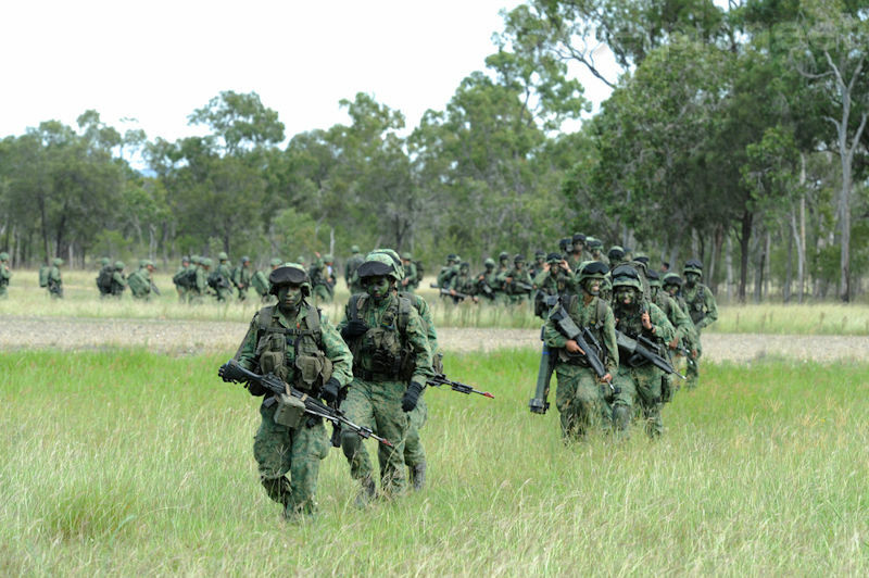 海岛奇兵投弹兵射程_海岛奇兵投弹兵如何防_英国投弹兵进行曲