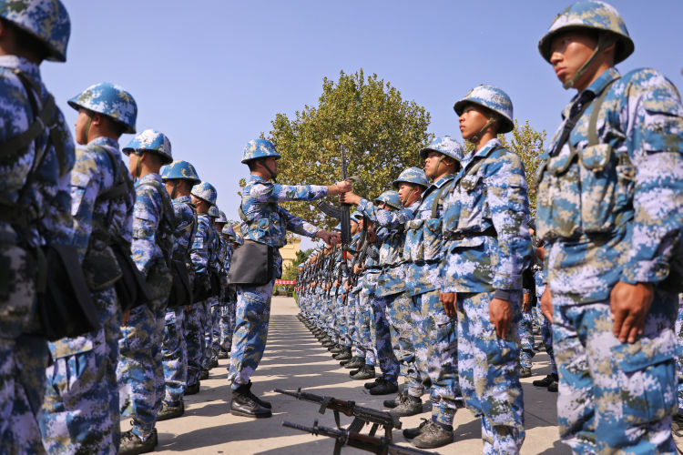 美国有多少陆战队_多伦多蓝鸟队8月战美国底特律_美国陆战一师有多少人