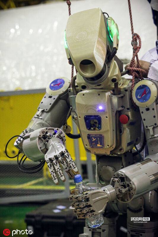 俄罗斯研发人形超级机器人，魅力一点不逊色于Atlas！