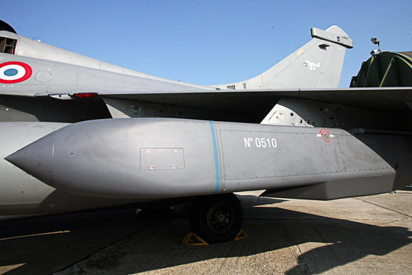 中国隐形舰载机已研制成功,作战机也在不断地提升其性能