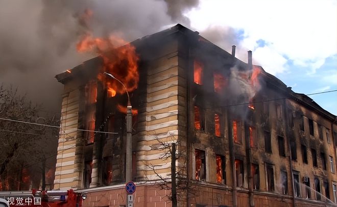 
特维尔市空天防御中央科研所大楼大火整整烧了19个小时