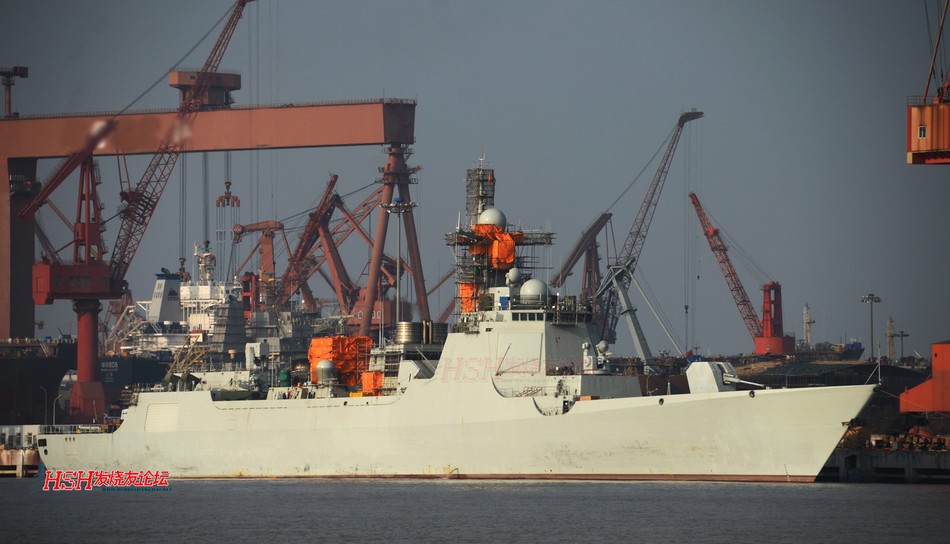 
网传054A型护卫舰578175“丽水”舰同框靠泊军港