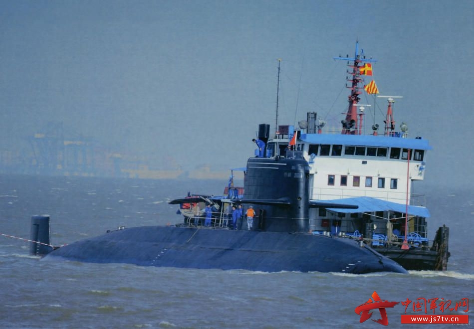 德新海号事件 徐州舰 接护_辽宁舰的带刀护卫_徐州号导弹护卫舰是我国最新一代