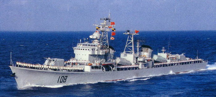 中国直升机驱逐舰_末日孤舰驱逐对潜艇_兰州舰 导弹驱逐